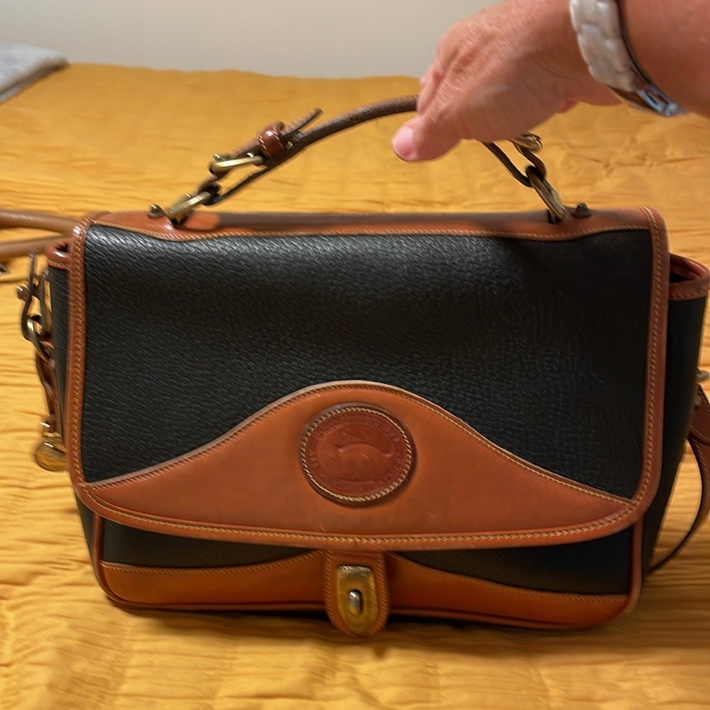 Dooney & Bourke Black and Brown Leather Shoulder Bag - Picture 6 of 8